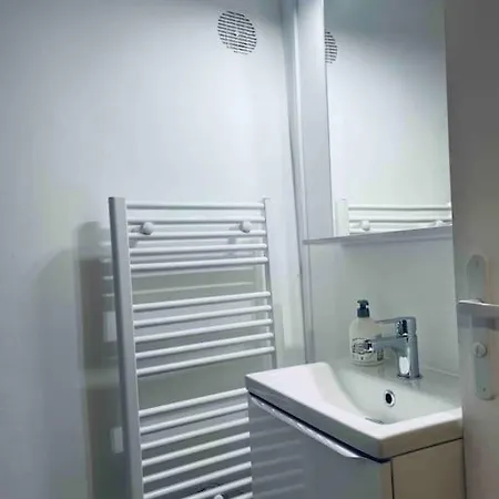 Le P'tit Stud' דירה